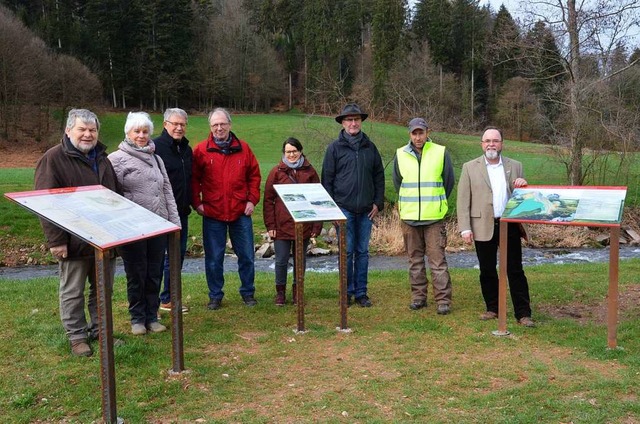 Im Rckhaltebecken zwischen Wittelbach...eelbachs Brgermeister Thomas Schfer.  | Foto: Karl Kovacs