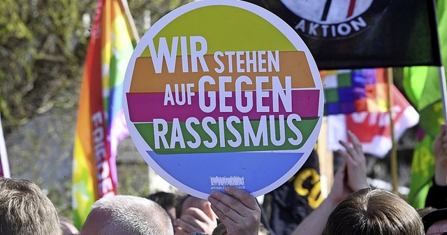 Proteste gegen Rassismus gibt es immer...ese und nchste Woche auch in Lrrach.  | Foto: Uli Deck (dpa)