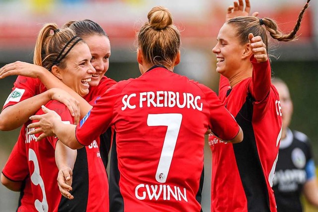 Spielerinnen des SC Freiburg (Archiv)   | Foto: Patrick Seeger
