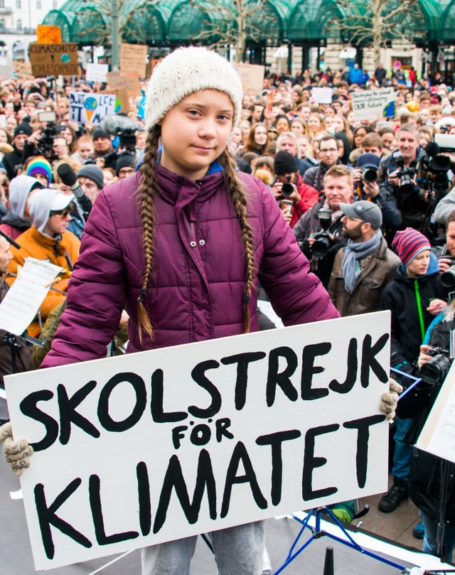 Anfang Mrz war  Greta Thunberg bei einer Schlerdemonstration in Hamburg.   | Foto: dpa