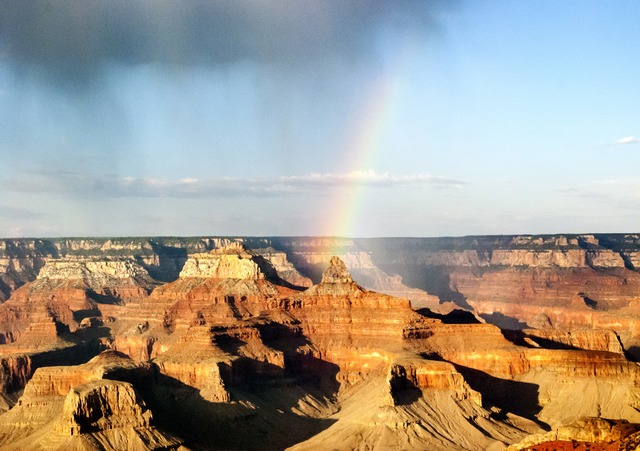 Der Grand Canyon, wie der &#8222;Rotge...&#8220;, der Colorado-Fluss, ihn schuf  | Foto: Rebecca Krizak