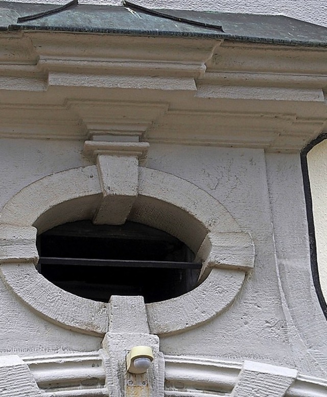 Welchen Eingang schmckt der sptbarocke Zierrat  | Foto: T. Mutter