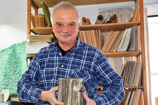 Michael Steiert aus Hinterzarten ist einer von drei Buchbindern im Land