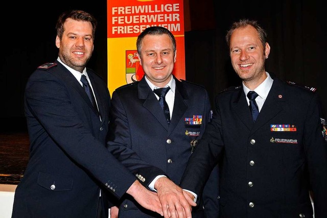 Neues Kommando der Feuerwehr (von link...d Matthias Gbbels (2. Stellvertreter)  | Foto: Bettina Schaller