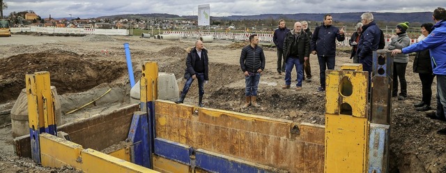 Bei einem Vororttermin am Samstagvormi...hritt im Neubaugebiet Orschweier Nord.  | Foto: Decoux-Kone