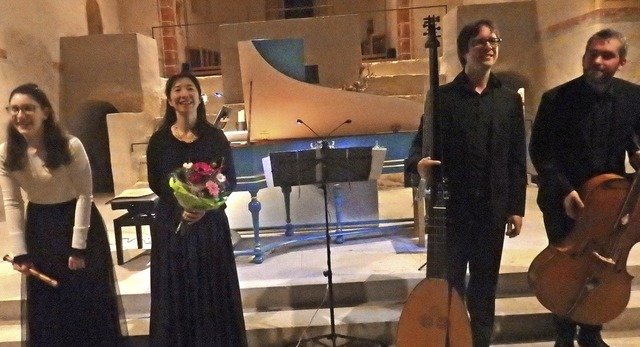 Das Ensemble d&#8217;istinto verzauber...) und Bruno Hurtado Gosalvez (Cello).   | Foto: Bianca Flier