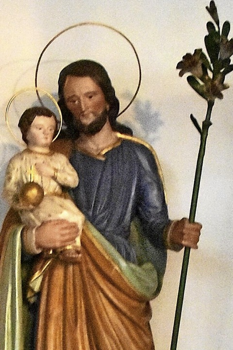 Josef mit dem blhenden Holzstab und d...nd in der Kirche St. Georg in Buchheim  | Foto: Manfred Frietsch