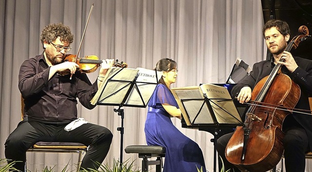 Das Trio Cerasus mit Matthias Mller (...Klavier) und Georg Dettweiler (Cello)   | Foto: Roswitha Frey