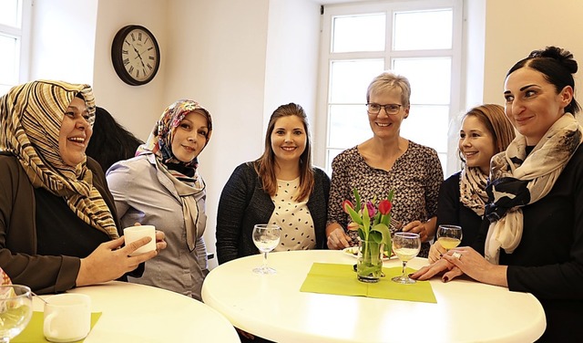 Glseren Akkaya, Dudu Tekinkaya, Lisa-...hstck gemeinsam mit Silvia Maier vor.  | Foto: Martha Weishaar