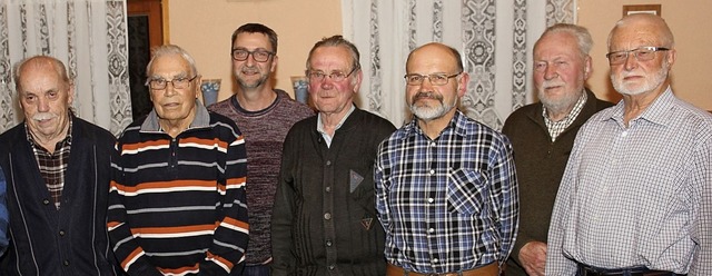 Langjhrige Vereinsmitglieder wurden b...nhold Meder, Hans Beck und Paul Aust.   | Foto: Gert Brichta