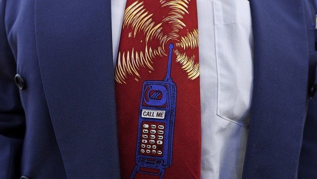 Die passende Krawatte zur 5-G-Auktion   | Foto: DPA