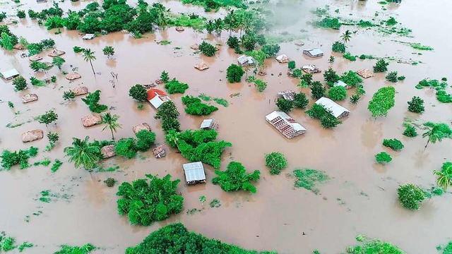 Der Zyklon Idai war in der Nacht zum F...rmfluten und massive berschwemmungen.  | Foto: AFP