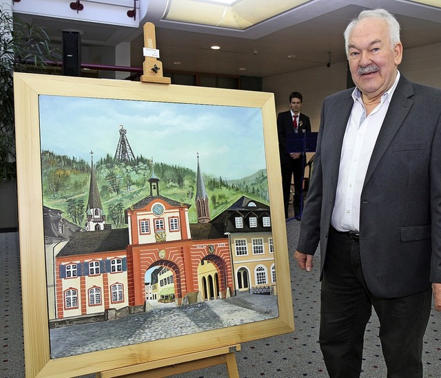 Walter Forsters aktuelles Lieblingsmot...ttor, im Hintergrund der Eichbergturm.  | Foto: Dagmar Barber