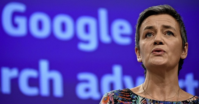 EU-Wettbewerbskommissarin Margrethe Ve...ttbewerb im Internetzeitalter sorgen.   | Foto: AFP