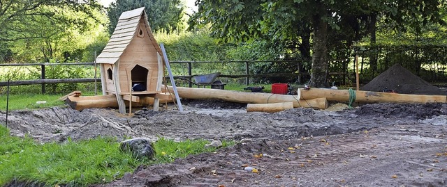 Maulburgs  Spielpltze  wurden aufgewe...e CDU den  Platz  in den Mrzengrten.  | Foto: Stefan Ammann