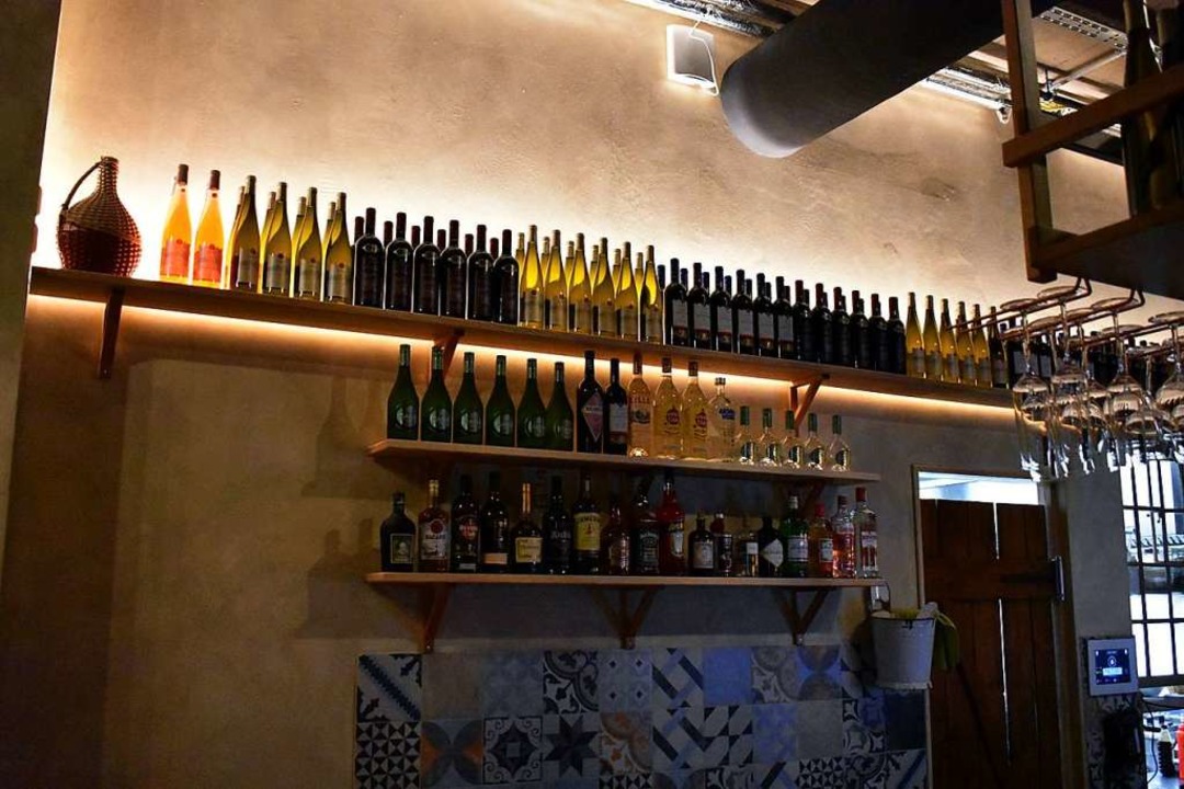 Die Mezza Bar hat am alten Gterbahnhof erffnet  | Foto: Stefan Mertlik