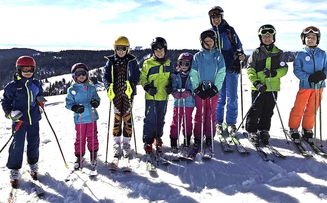 Die Badenweiler Skifahrer auf dem Feldberg   | Foto: Privat