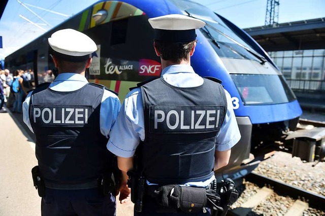 Bundespolizei auf dem Bahnhof Kehl  | Foto: dpa