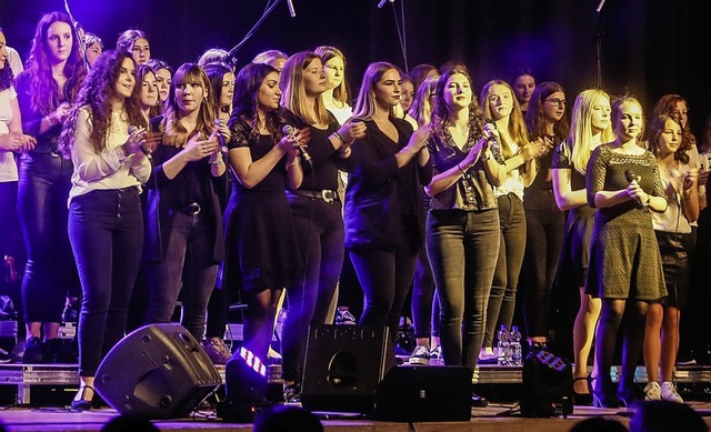 Der Chor Move Your Voice der Heimschule Ettenheim beim Konzert   | Foto: Sandra Decoux-Kone