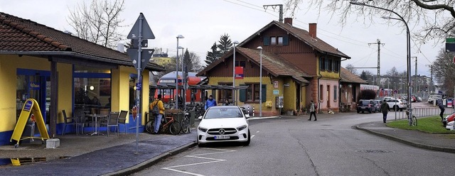 Die Neugestaltung der Quartiersmitte a...nhof Littenweiler kann jetzt beginnen.  | Foto: Thomas Kunz