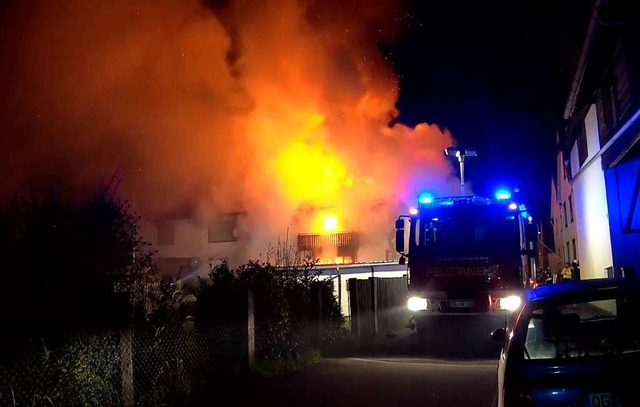 Dreifamilienhaus in Neuried abgebrannt &#8211; zwei Verletzte  | Foto: Wolfgang Knstle