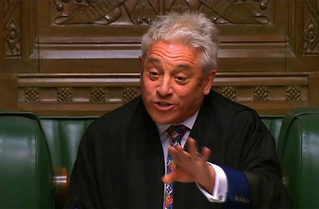 Parlamentsprsident John Bercow knnte...inen Strich durch die Rechnung machen.  | Foto: AFP