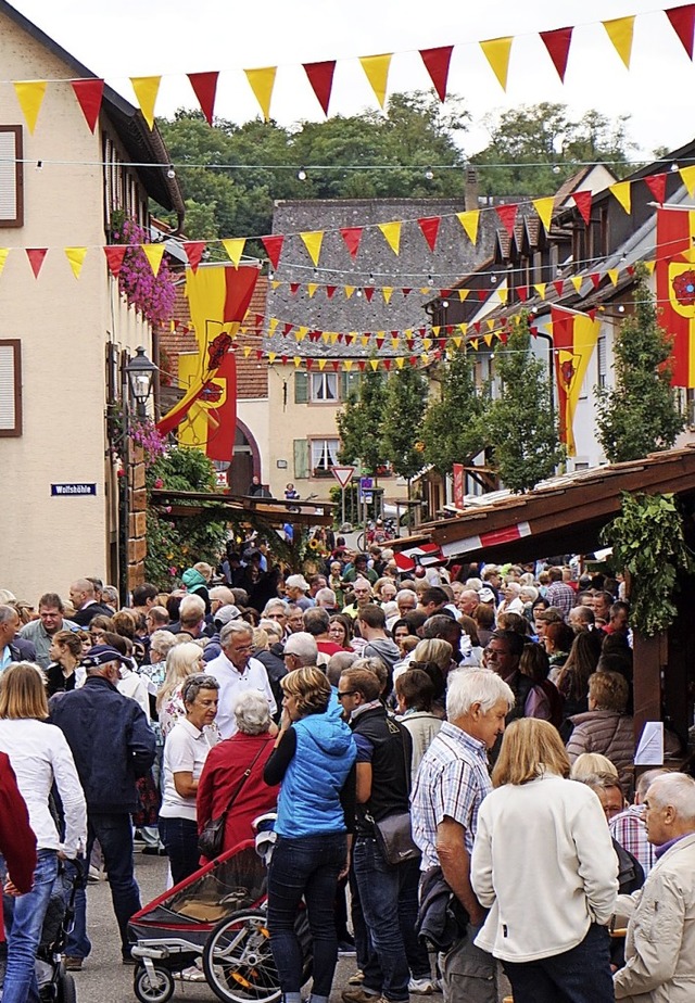 Alljhrlich ein Publikumsmagnet: das Merdinger Weinfest.   | Foto: Archivfoto: Julius Steckmeister