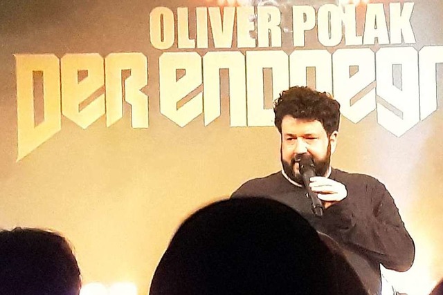 Der Comedian Oliver Polak bei seinem Auftritt in Freiburg.  | Foto: Andreas Meinzer