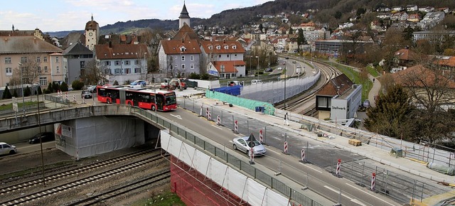 Bis November 2019 sollen die Arbeiten ...mit einer genderten Verkehrsfhrung.   | Foto: Moritz Eckert