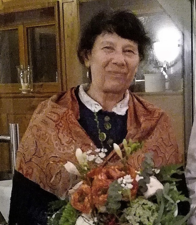 Dorothea Lipps leitet seit 40 Jahren den Volkstanzkreis.   | Foto: Verein