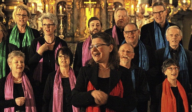 Ein Teil der Gospel Singers beim Konzert in Herbolzheim   | Foto: C. Franz