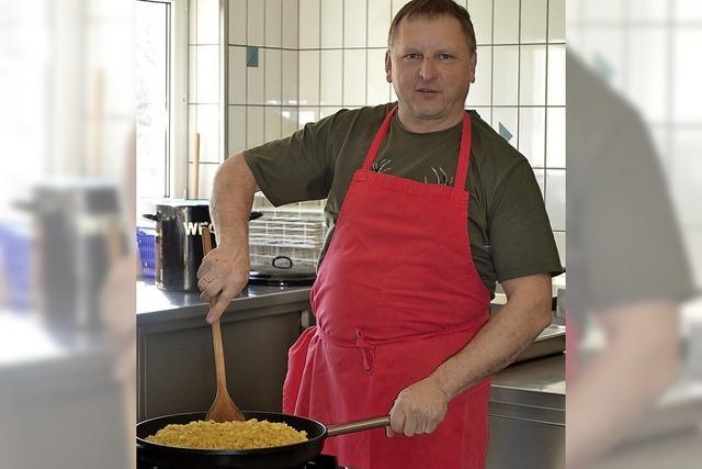 Chef im Speisewagen des 