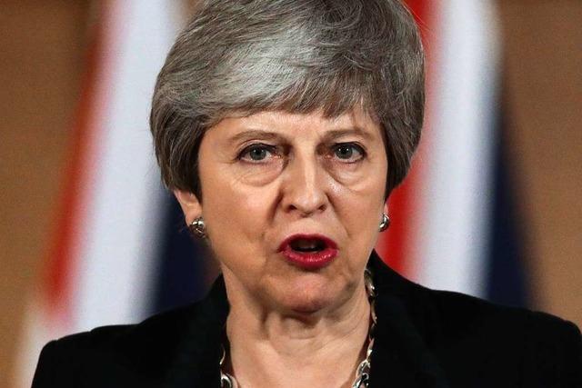 Theresa May will weitere Brexit-Verschiebung beantragen