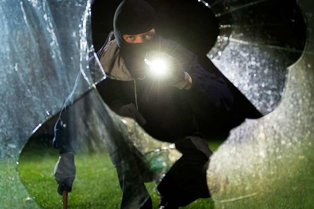 Einbrecher erbeuten Uhren, Schmuck und Mnzen