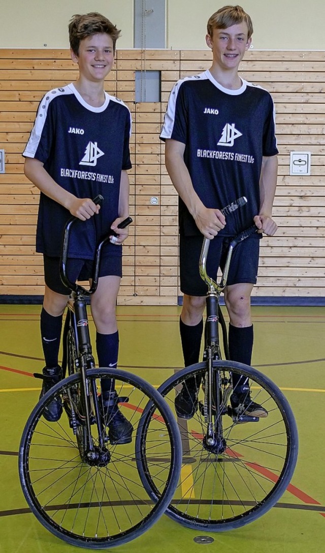 Medaille in der U15 knapp verpasst:  d...Lukas Stocker (links) und Mika Schrott  | Foto: Privat
