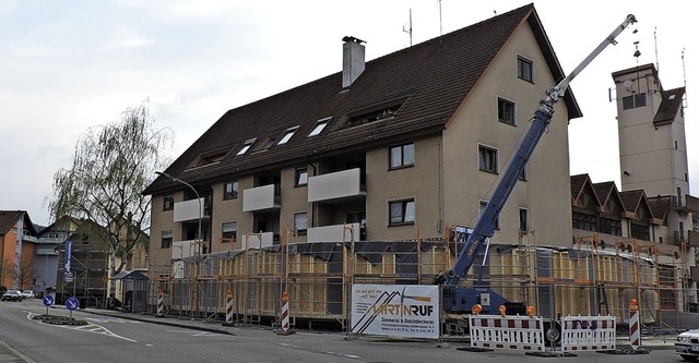 Am Rettungszentrum  entsteht gerade ei...urch einen Umbau barrierefrei werden.   | Foto: Sredniawa