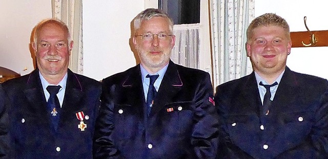 Feuerwehr Raich (von links):  Der sche...der neue Stellvertreter Michael Georg   | Foto: Sonja Eiche