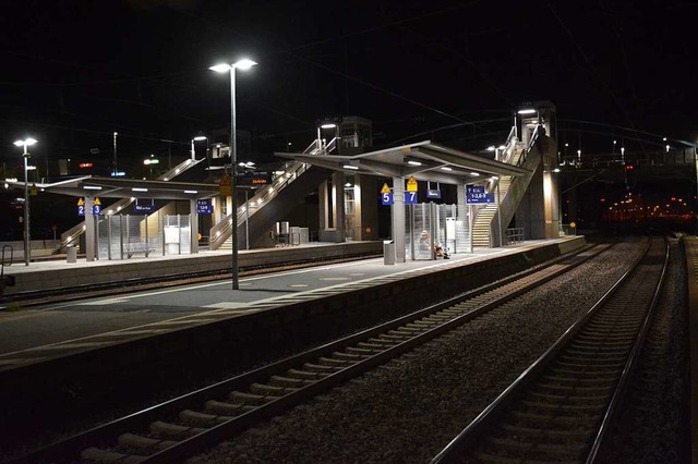 Die Bahnsteige 1 bis 3 mit den Gleisen...mit den Gleisen 8 und 9 jedoch  nicht.  | Foto: Hannes Lauber