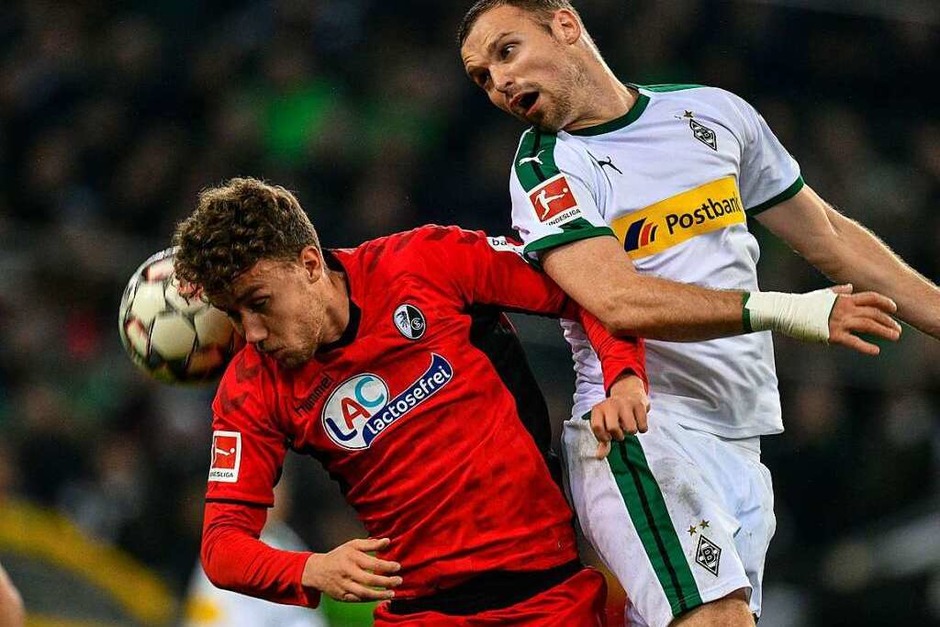 März 2019: Ein respektables 1:1 erkämpft sich der SC Freiburg auswärts in Gladbach. Nach langem wieder einmal ein Punktgewinn im Borussia Park gegen die Fohlenelf. Dabei zeigen die Freiburger eine fußballerisch ansehnliche Leistung gegen den Champions-League-Aspiranten. (Foto: AFP) März 2019: Ein respektables 1:1 erkämpft sich der SC Freiburg auswärts in Gladbach. Nach langem wieder einmal ein Punktgewinn im Borussia Park gegen die Fohlenelf. Dabei zeigen die Freiburger eine fußballerisch ansehnliche Leistung gegen den Champions-League-Aspiranten. (Foto: AFP)