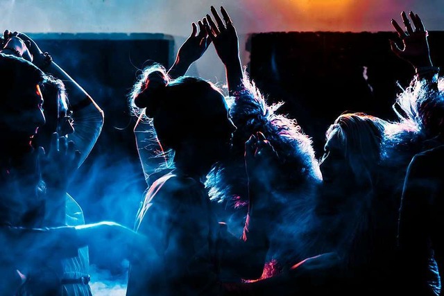 Groartige Musik gibt&#8217;s am Wochenende. Rausgehen und tanzen!  | Foto: lumenphotos/ adobe.com