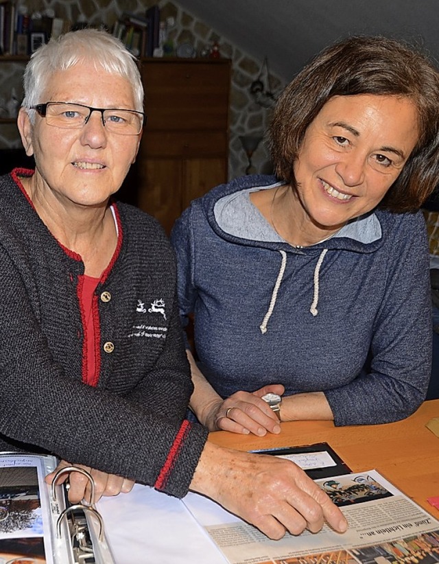 Leiterin Annegret Fox (links) und Pia Seidel   | Foto: Roland Vitt