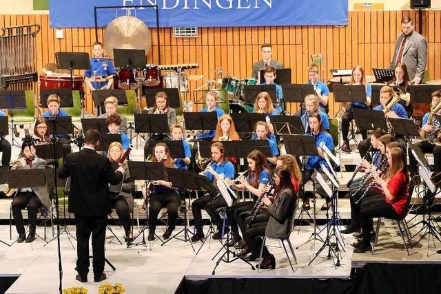 Dirigent Fabio Croce hat beim Jahreskonzert der Stadtmusik Endingen seine Premiere