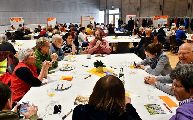 Beim Brgerbrunch in neuem Ambiente wurden viele Ideen festgehalten.  | Foto: Wolfgang Knstle