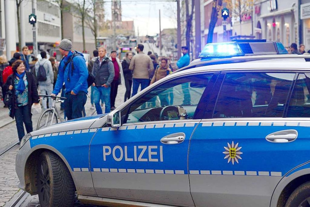 Auf welcher Rechtsgrundlage darf die P...waltungsgerichts Freiburg. Symbolbild.  | Foto: Ingo Schneider