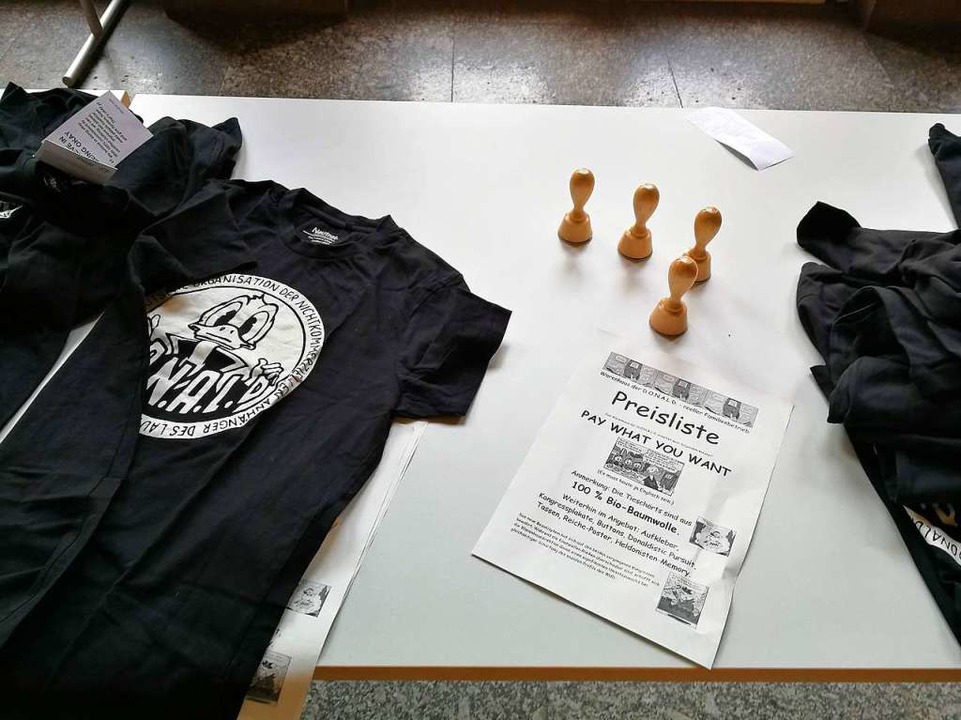 T-Shirts gab&#8217;s zum Pay-what-you-want-Preis.  | Foto: Anika Maldacker