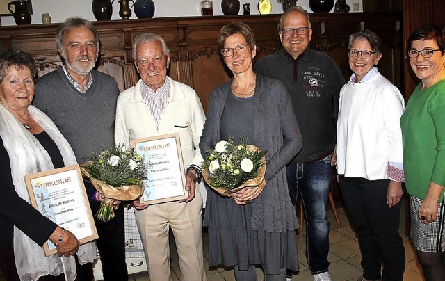 Die Ehrenmitglieder (von links) Elfrie...eim, Susanne Eichin und Regina Weber.   | Foto: Hochtouristen