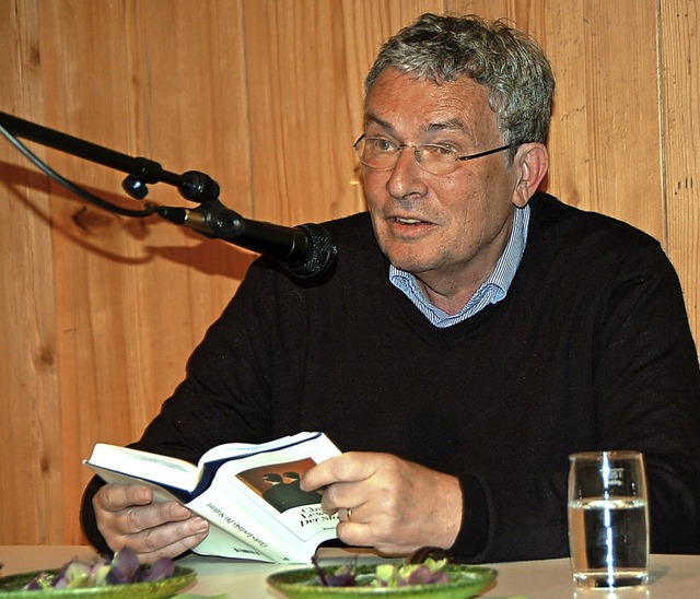 Charles Lewinsky begeisterte das Publi...euen Buch &#8222;Der Stotterer&#8220;.  | Foto: Jutta Binner-Schwarz