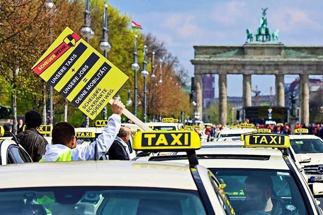 Taxifahrer protestieren gegen Scheuers Plne, den Markt fr Uber und Co. zu ffnen