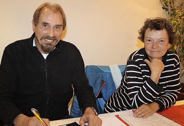 Bernd Zettl und Heidrun Kaiser vom Vorstand der PC Initiative   | Foto: K. Heiss