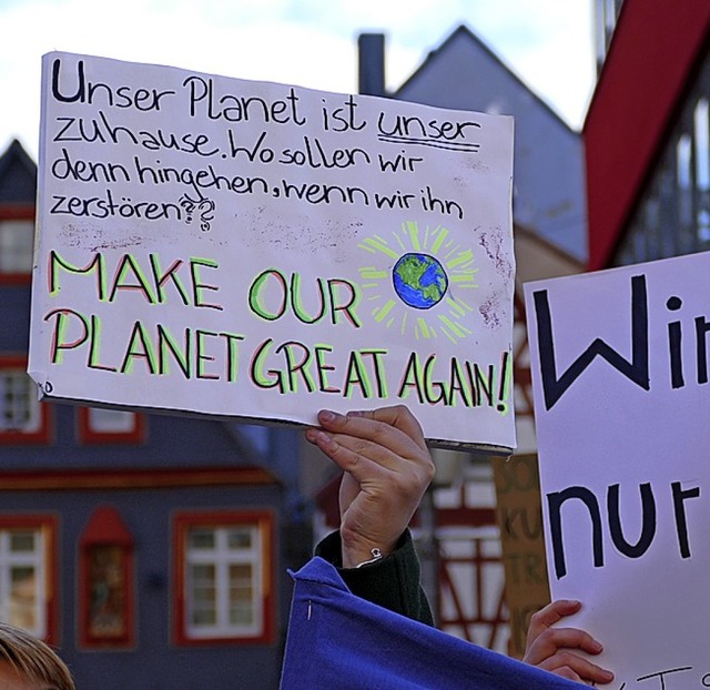 &#8222;Wir handeln. Zeit, dass ihr es ...ert Fridays for Future von der Politik  | Foto: Burgmaier